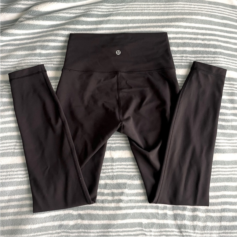 Black Lululemon Wunder Train 25”